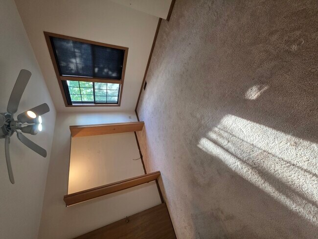Building Photo - 4601 Olmstead Dr