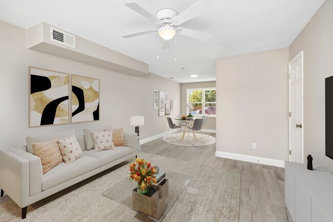 Building Photo - Affordable 2-Bedroom Apartment in Sumter, SC – Pinedale Apartments