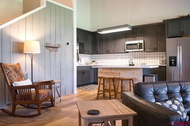 Building Photo - 217 Pinon Causeway