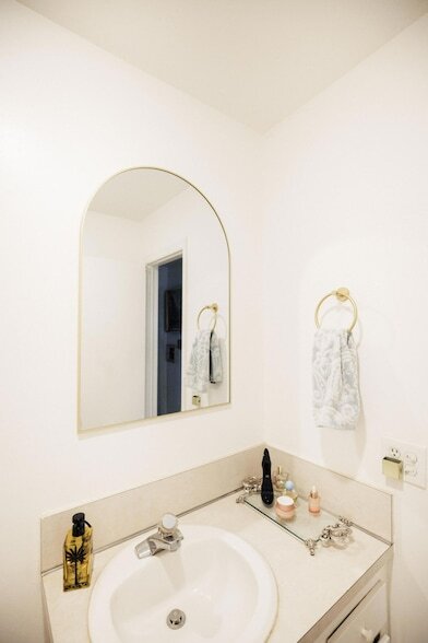 Building Photo - 2403 Lowson Blvd