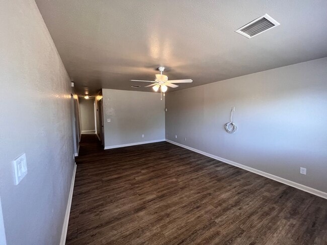 Building Photo - START APPLYING FOR THIS HOME NOW!