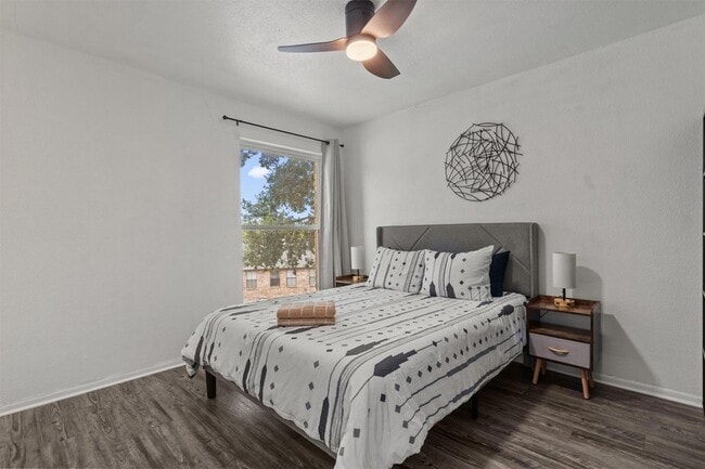 Building Photo - 4500 E Oltorf St