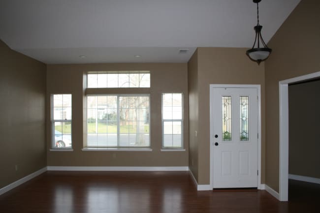 Building Photo - 1297 Canevari Dr