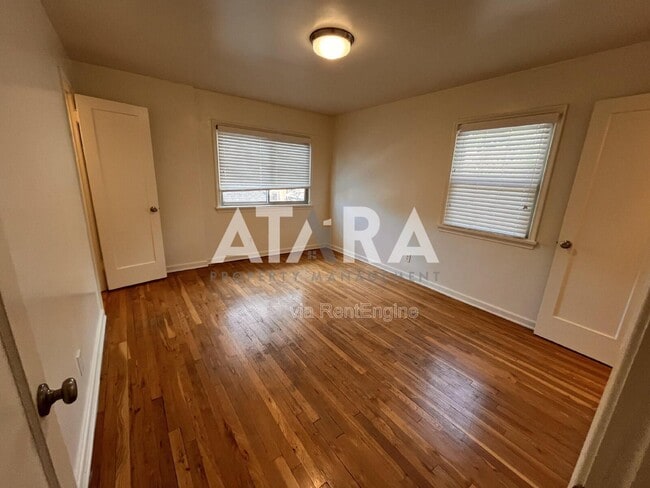 Building Photo - 1331 Thornton Ave