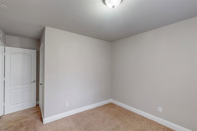 Building Photo - 3842 Commonwealth Dr