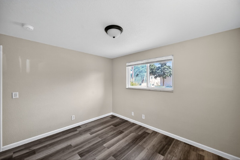 Building Photo - 1341 Xanadu St