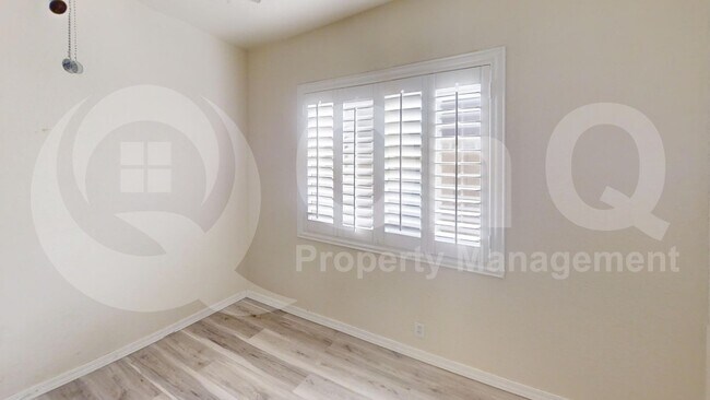 Building Photo - 795 S Camellia Dr