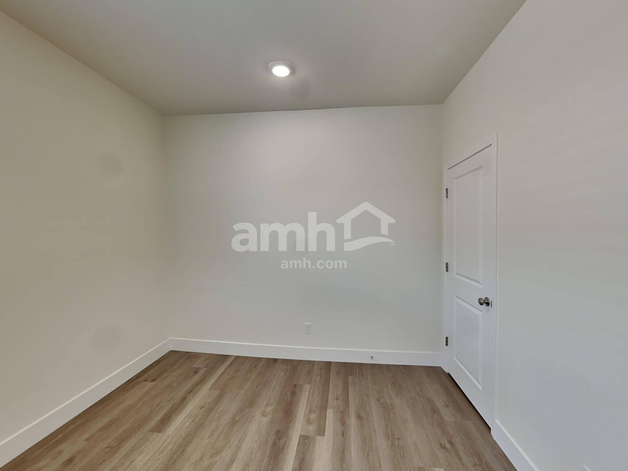 Building Photo - 505 Silverbell Fls Pl