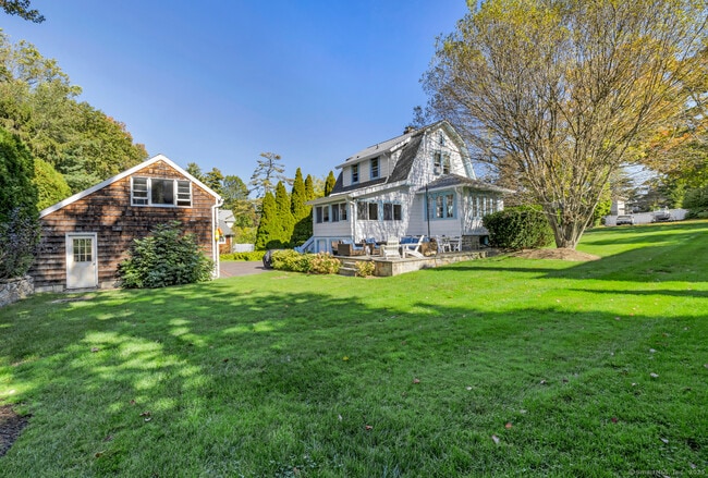 Building Photo - 53 Noroton Ave