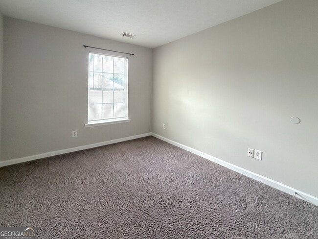 Building Photo - 3845 Grovemont Pl