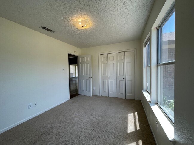 Building Photo - 4502 Whitmire Ln