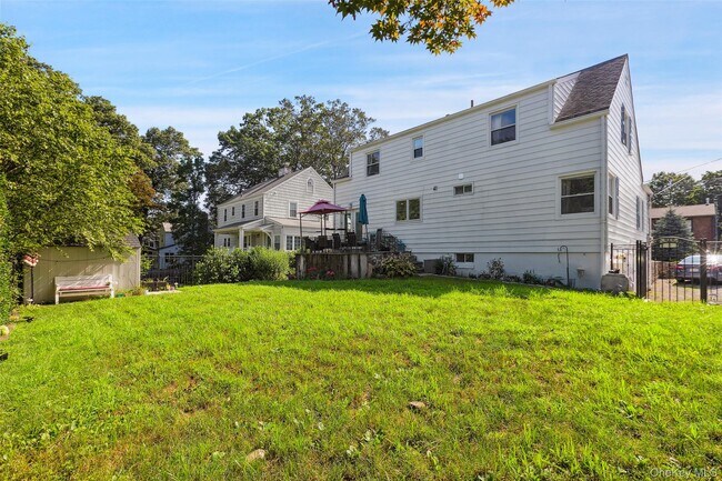 Building Photo - 69 Ardell Rd