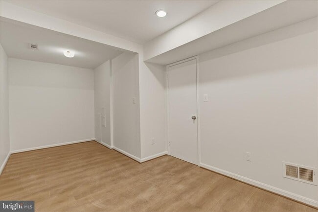 Building Photo - 1710 Tyvale Ct