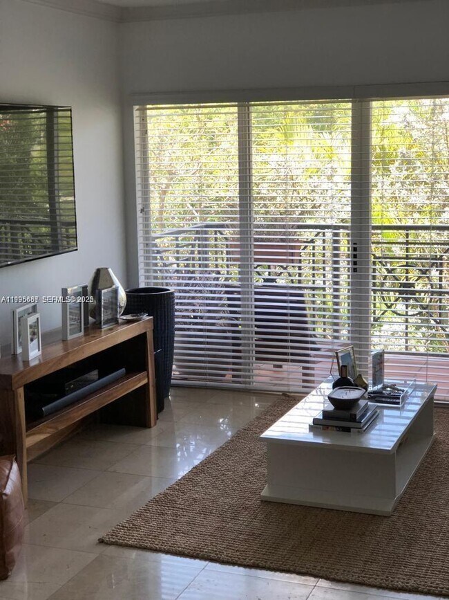 Building Photo - 101 Sidonia Ave