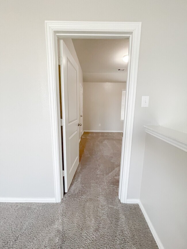 Building Photo - 21130 American Yellowwood Pl