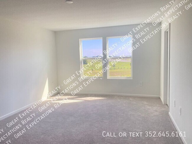 Building Photo - 4859 SW 81st Lp