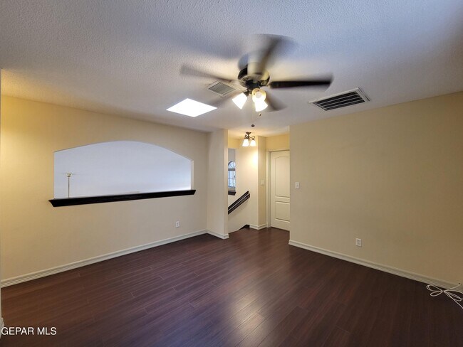 Building Photo - 14267 Pacific Point Dr