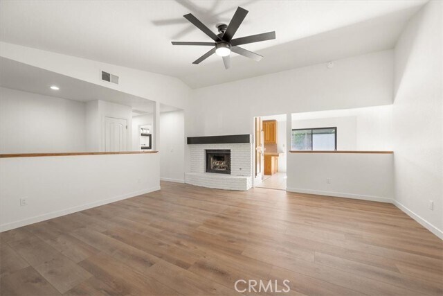 Building Photo - 836 Casals Dr