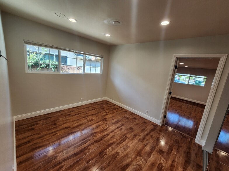 Building Photo - 13132 Hartland St