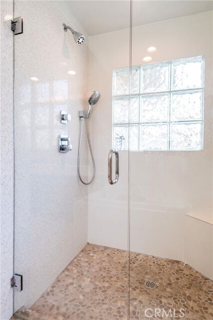 Building Photo - 433 Marine Pl