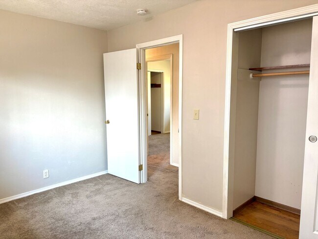 Building Photo - Parkrose Nicely Remodeled Ranch Home on Corner Lot with Carport, A/C