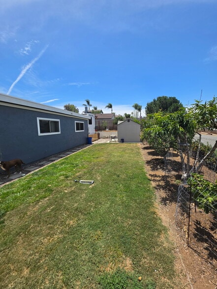 Building Photo - 598 Tam O Shanter Dr