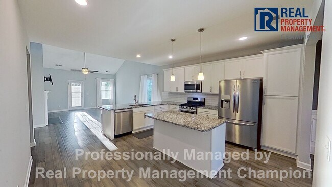 Building Photo - Former Model Home in Popular Grayson Park
