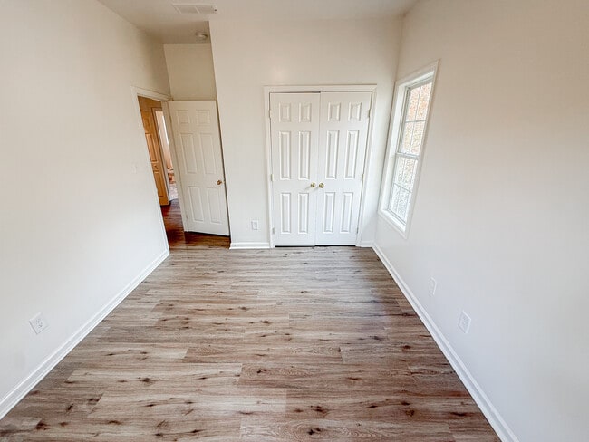 Building Photo - 2468 Spring St NW