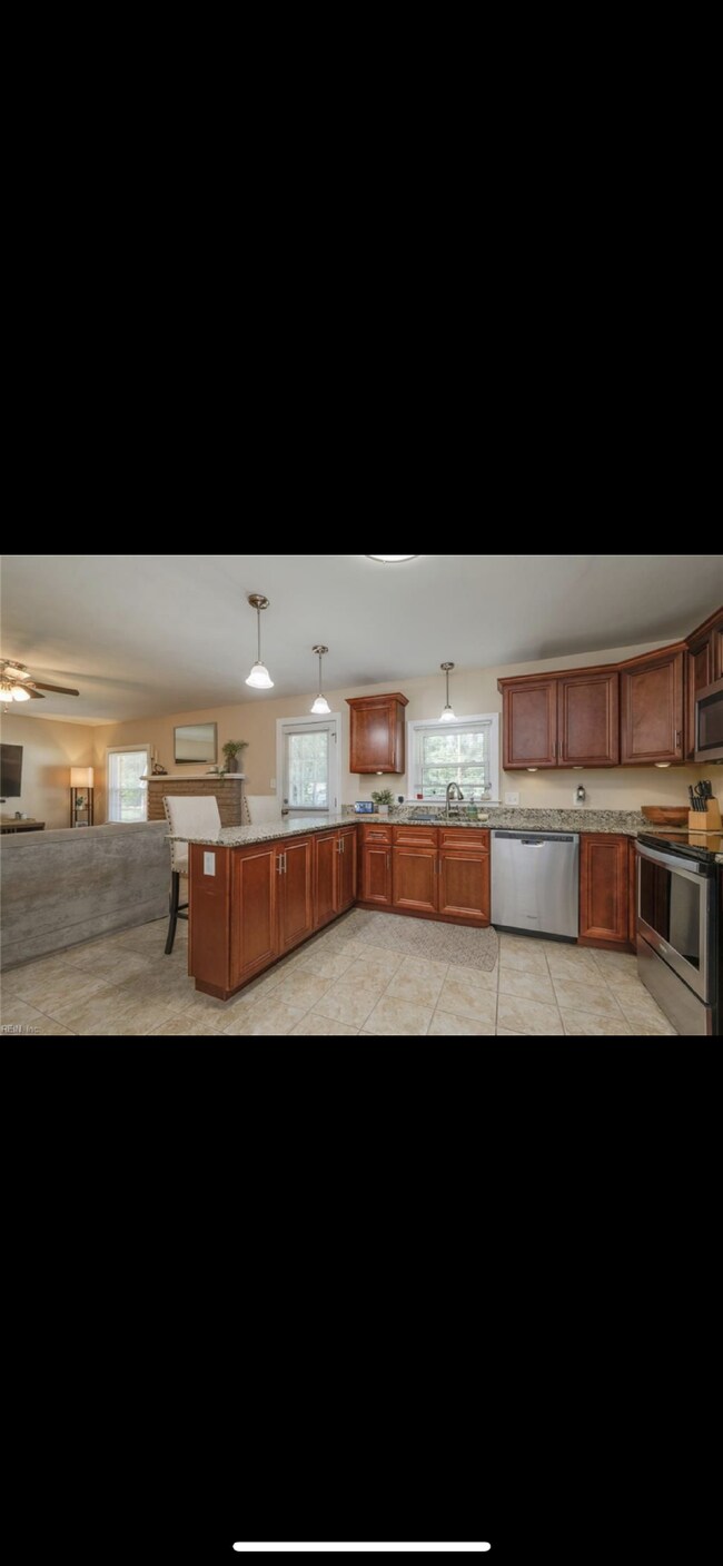Building Photo - "Charming Single Family Home in Portsmouth – 1521 Sq Ft of Comfortable Living!"