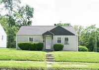 Building Photo - Affordable 2-Bedroom Home Near Downtown Xenia