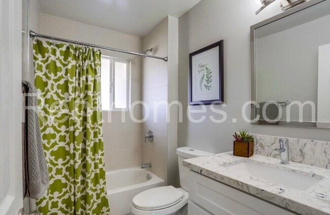 Building Photo - Bay Ho, 3225 Jappa Ave, Rmdled, 15 Solar P...