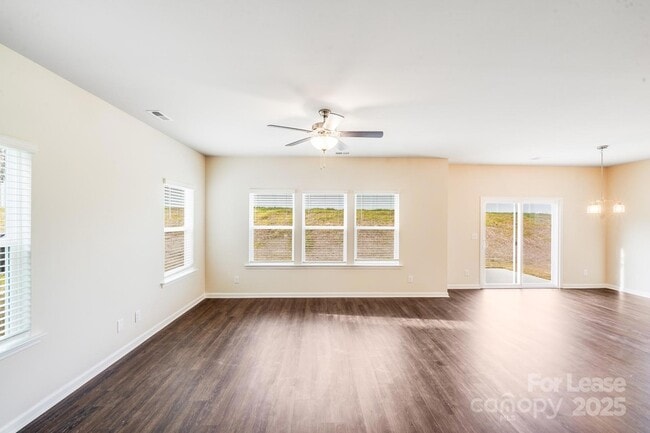 Building Photo - 2019 Sadler Wds Ln