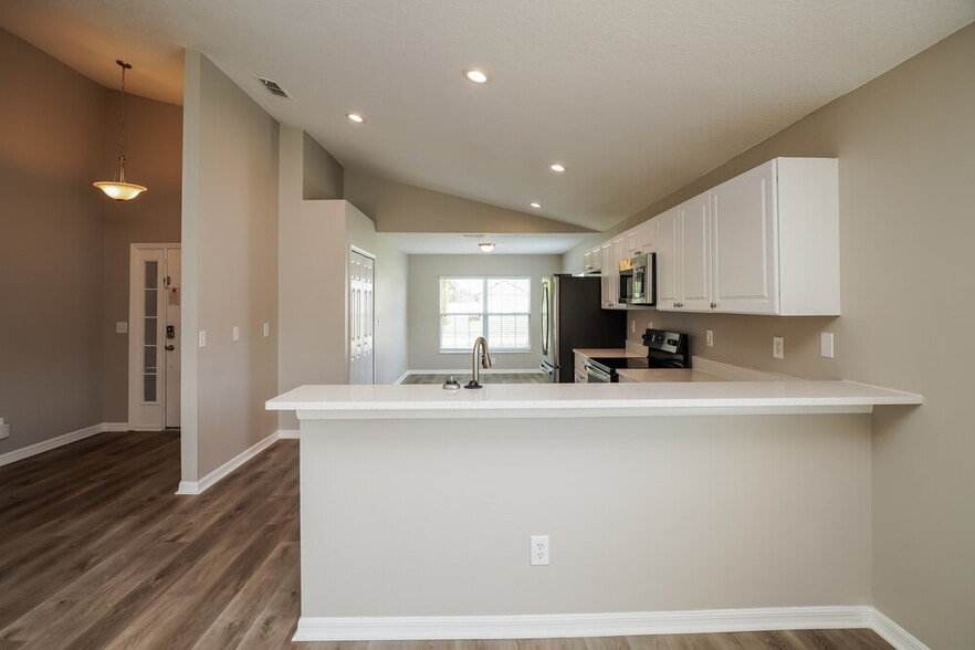 Building Photo - 3108 Linton Rd