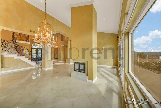 Building Photo - 20 Sierra Vista