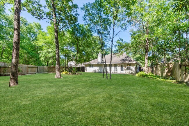 Building Photo - 255 Genesee Ridge Ct