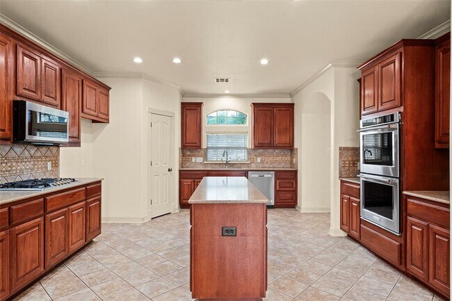 Building Photo - 2908 Arbor Ct