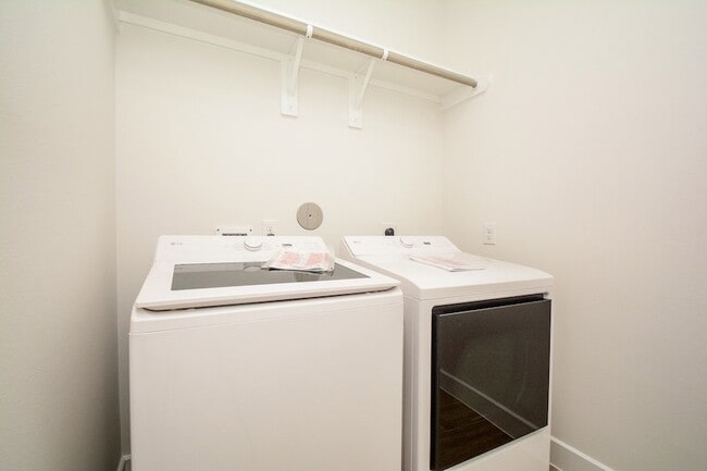 Building Photo - 4407 Ruby Gdn Ct