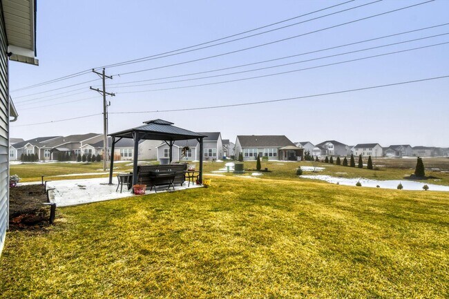 Building Photo - 1585 Nettle Ct