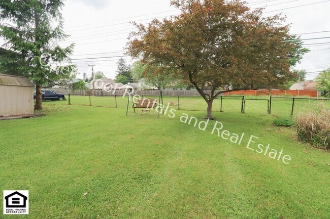 Building Photo - 6305 Salge Dr