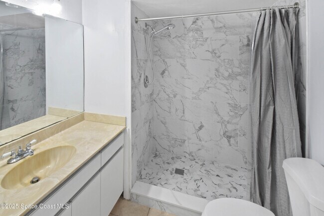 Building Photo - 171 Bluefish Pl