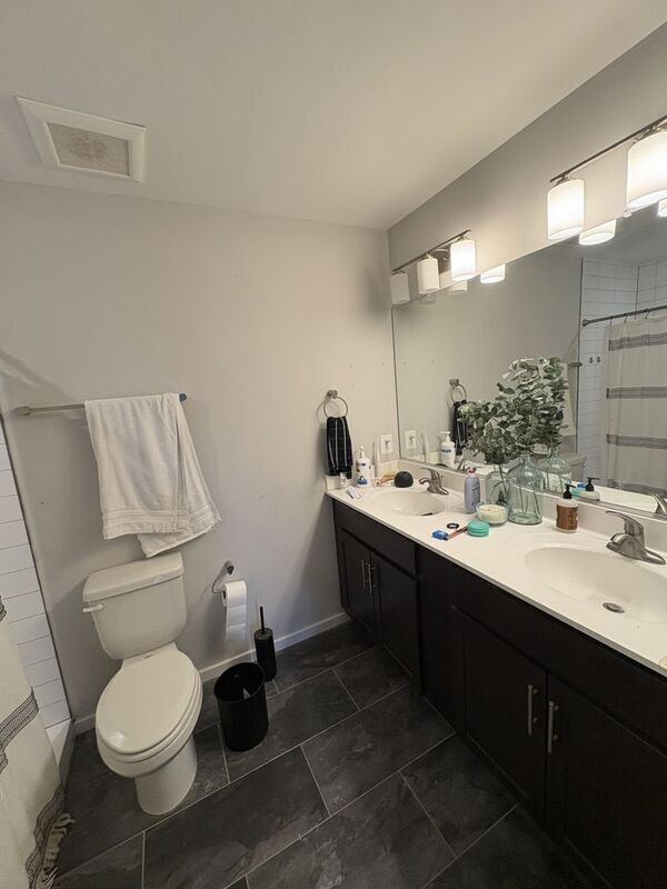 Building Photo - 1509 E Baltimore St