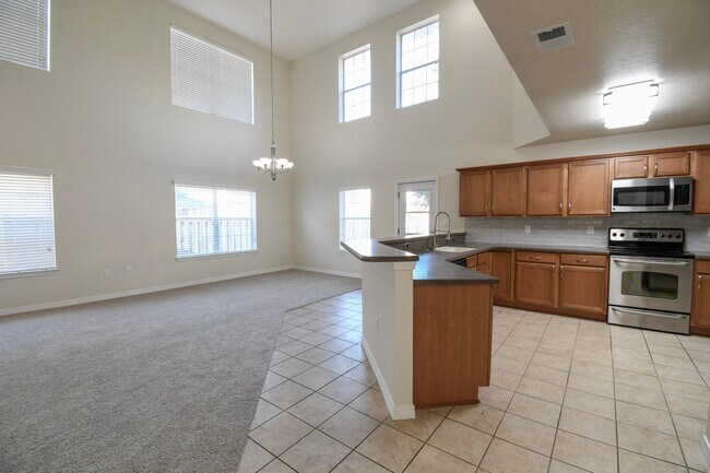 Building Photo - 735 Loblolly Bay Dr