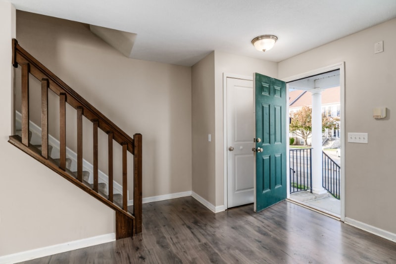 Building Photo - 6551 Crab Apple Dr