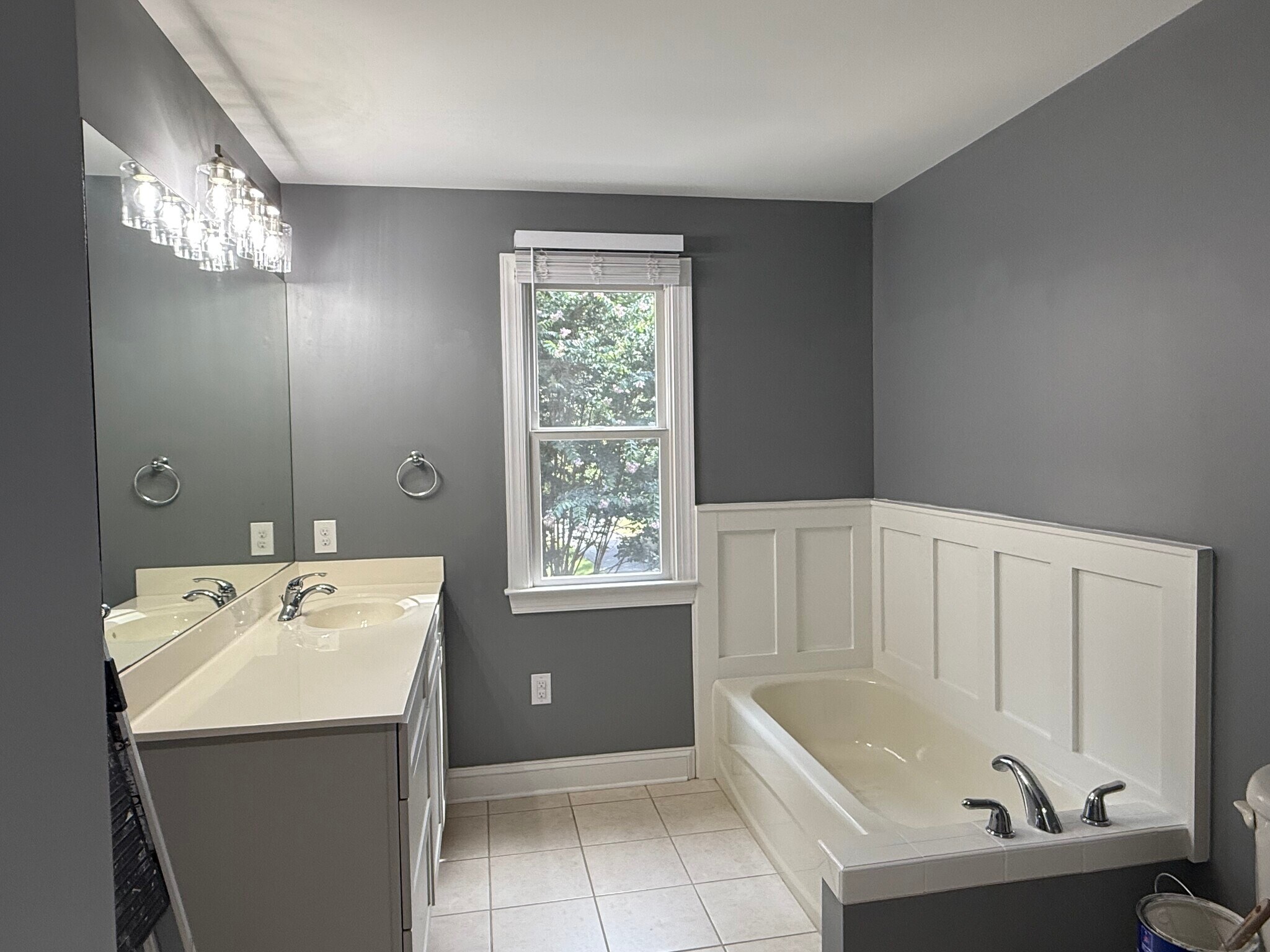 Secondary Bathroom 2 w/shower - 11607 Fawn Lake Pky