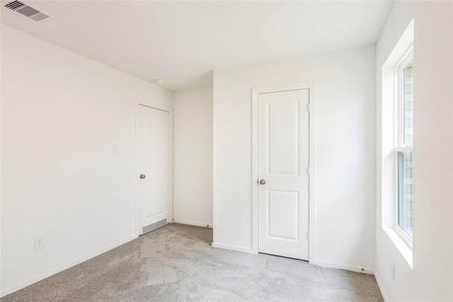 Building Photo - 28727 Texas Plns Dr