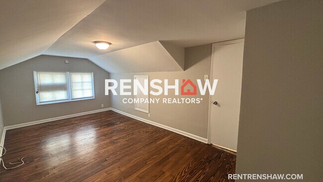 Building Photo - 2377 Jackson Ave