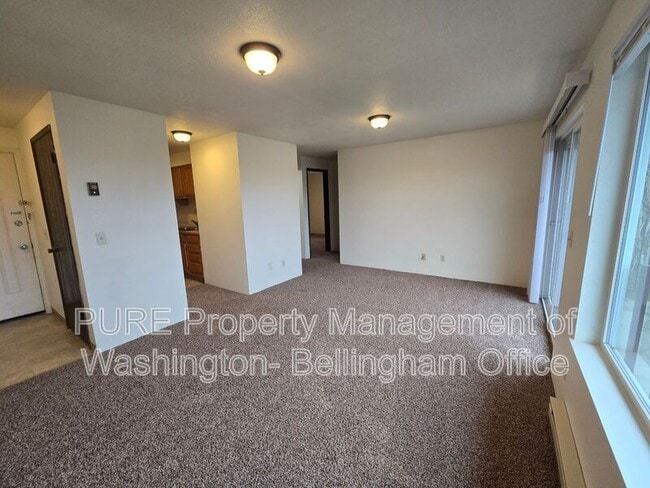 Building Photo - 1252 Nevada St