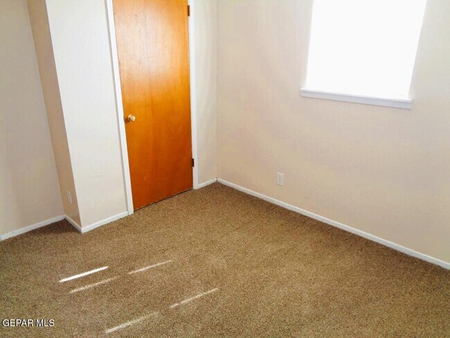 Building Photo - 10532 Brisbane Way