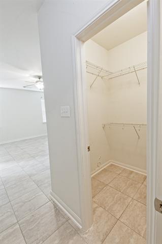 Building Photo - 1829 Persimmon Dr