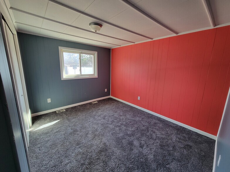 Building Photo - 2883 Princeton Dr